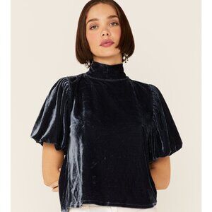 NWT Free People Women's Velvet Knit Claudia Puff Short Sleeve Tee Navy Medium